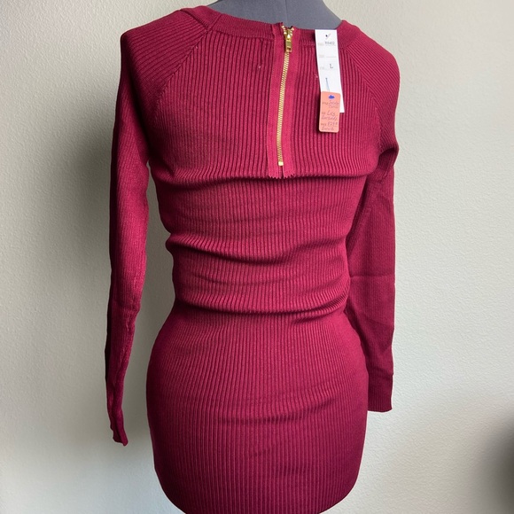 BESTOW Large Pullover Faux Decor Zipper Burgundy Rib Knit Sweater Top - Picture 4 of 8